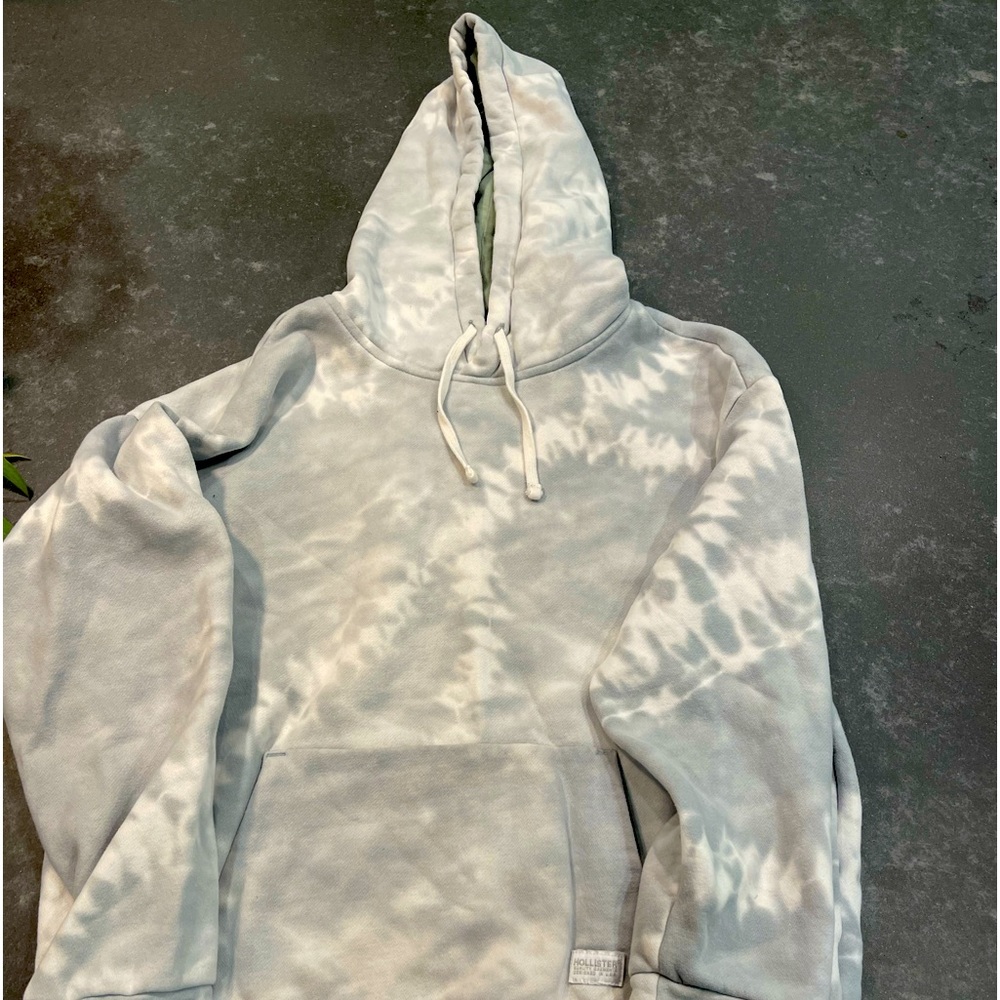 Hollister Men’s Oversized Hoodie